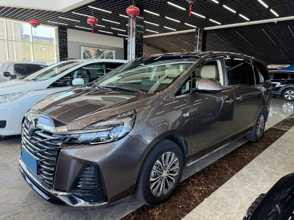 2023 Buick GL8 2.0T 237HP L4 9AT,autocango,china used car exporter,china ev exporter,chinese used car exporter,chinese used ev exporter