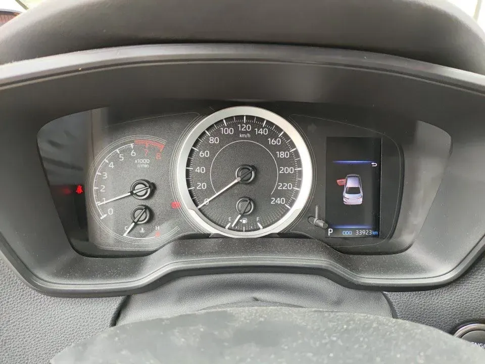 2021 Toyota Corolla 1.2T 116HP L4 CVT,autocango,china used car exporter,china ev exporter,chinese used car exporter,chinese used ev exporter