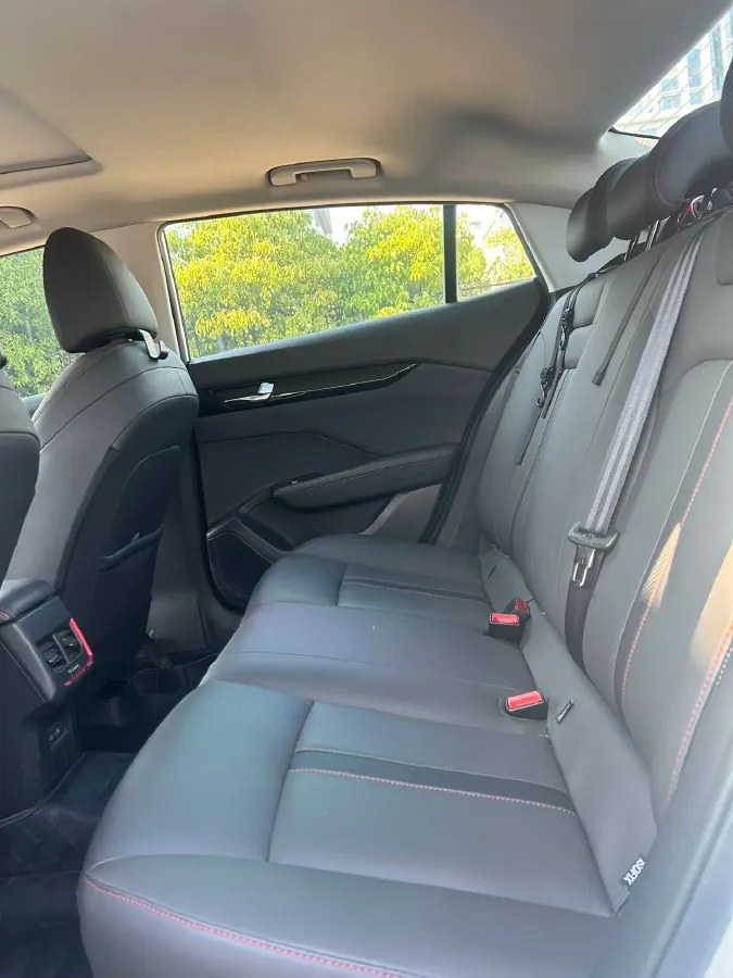 2021 DongFeng Aeolus YiXuan 1.5T 150HP L4 6DCT,autocango,china used car exporter,china ev exporter,chinese used car exporter,chinese used ev exporter