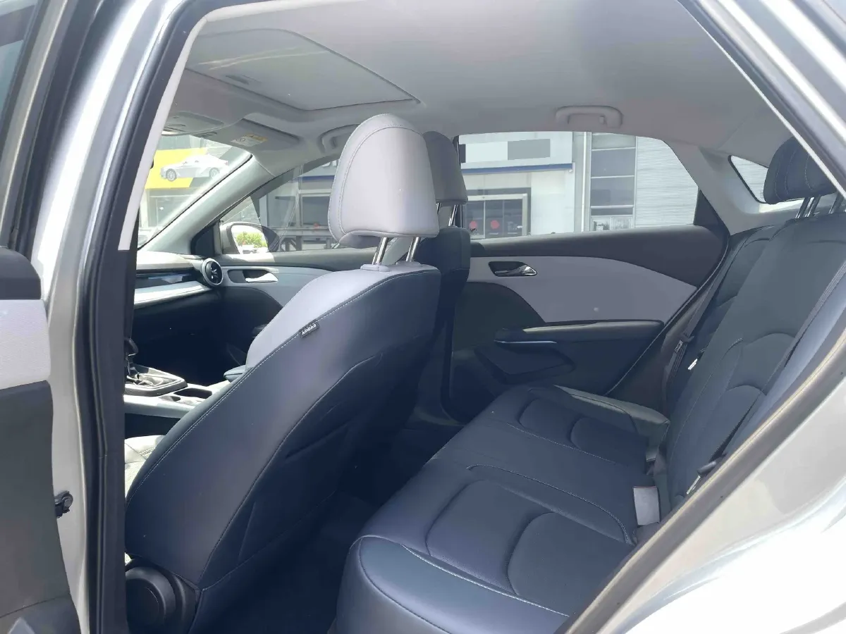 2023 Chevrolet Monza 1.5L 113HP L4 6DCT,autocango,china used car exporter,china ev exporter,chinese used car exporter,chinese used ev exporter