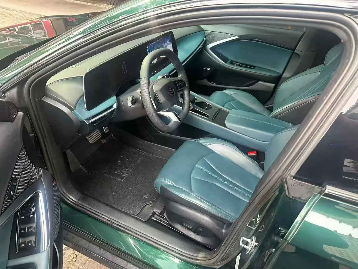 2023 MG 7 1.5T 188HP L4 7DCT,autocango,china used car exporter,china ev exporter,chinese used car exporter,chinese used ev exporter