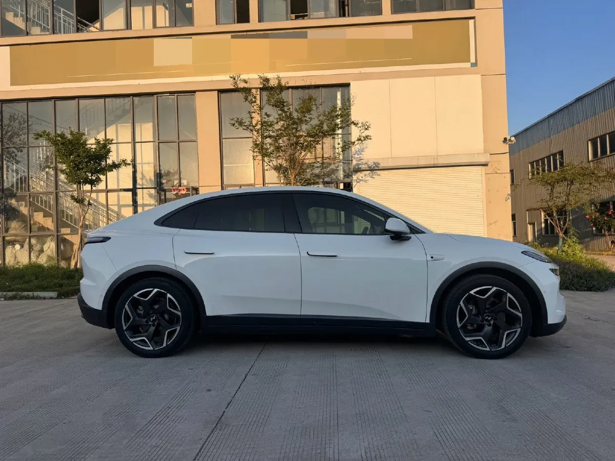 2024 IM L6 BEV 75KWH,autocango,china used car exporter,china ev exporter,chinese used car exporter,chinese used ev exporter