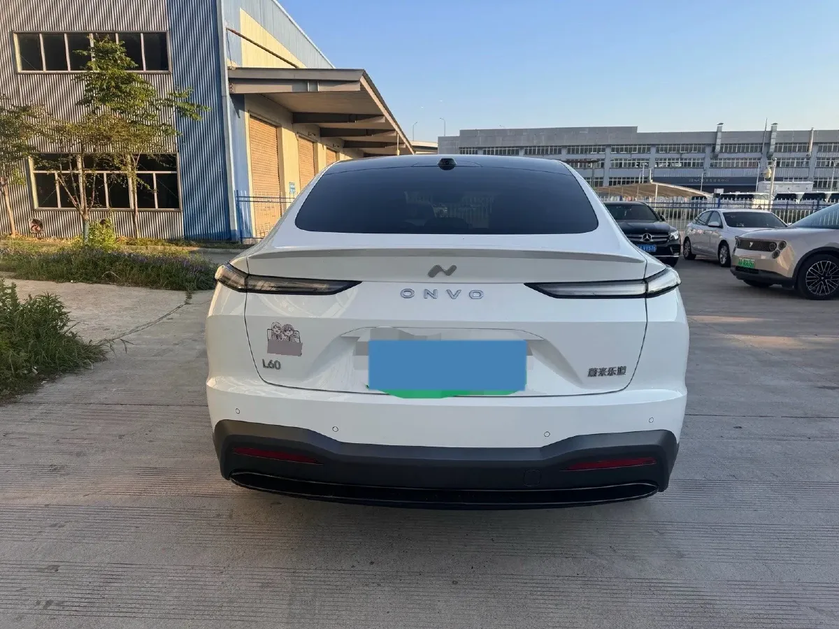 2024 IM L6 BEV 75KWH,autocango,china used car exporter,china ev exporter,chinese used car exporter,chinese used ev exporter