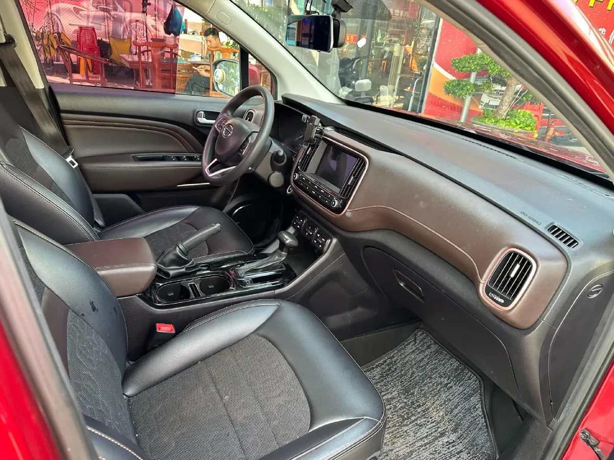 2017 GAC Trumpchi GS3 1.3T 137HP L4 6AT,autocango,china used car exporter,china ev exporter,chinese used car exporter,chinese used ev exporter