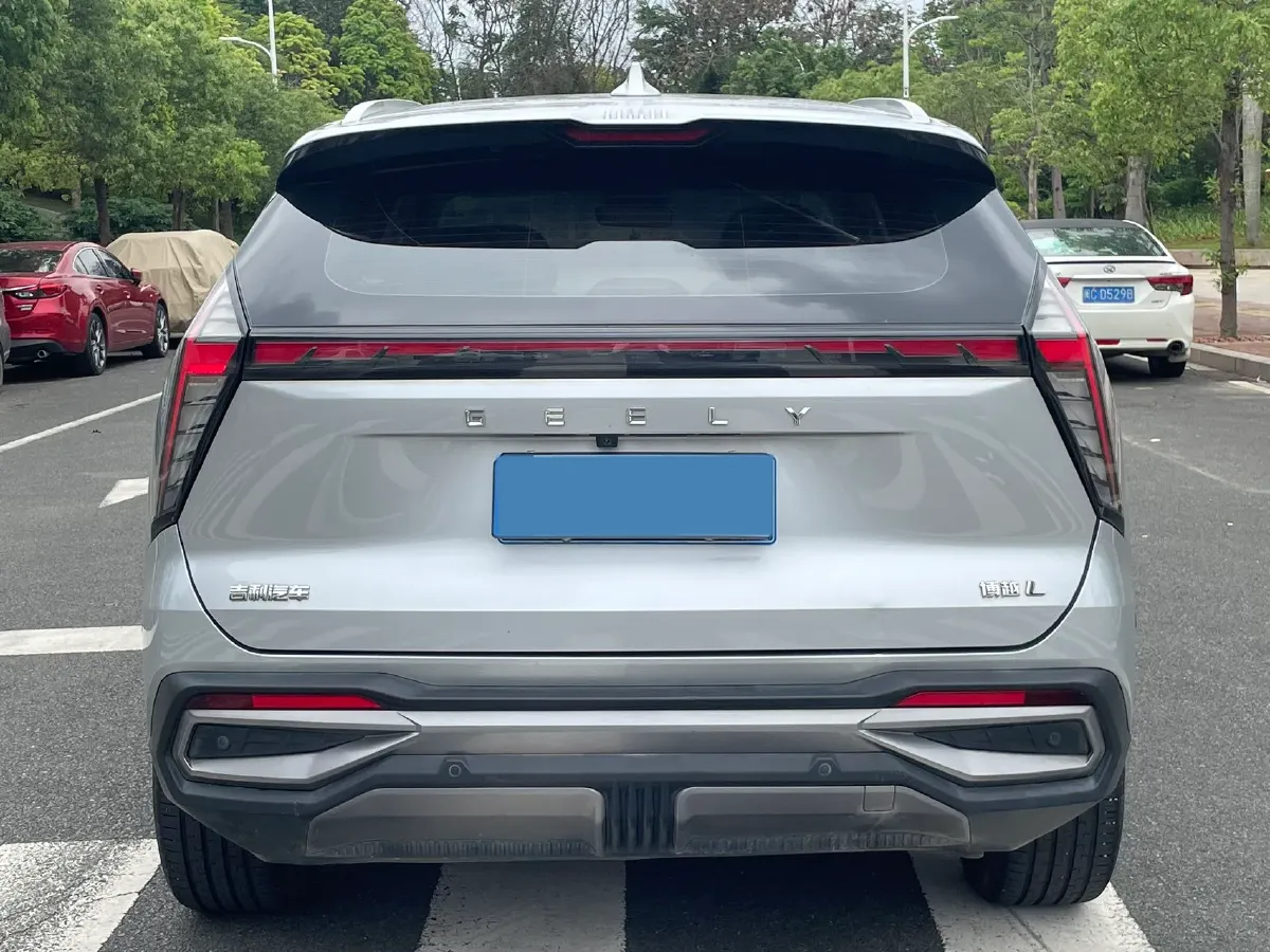 2023 Geely StarRay 1.5T 181HP L4 7DCT,autocango,china used car exporter,china ev exporter,chinese used car exporter,chinese used ev exporter