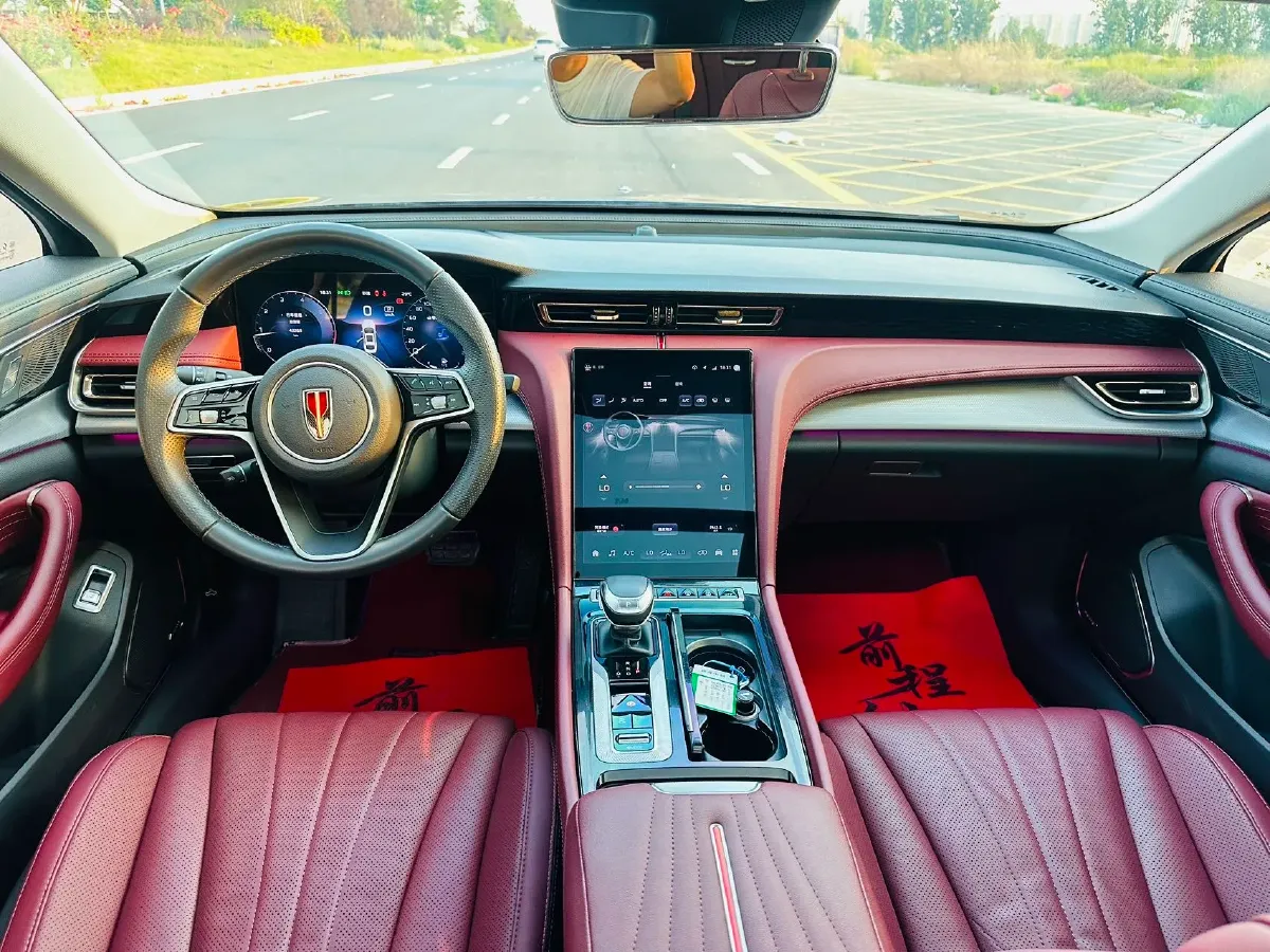 2024 HongQi H5 2.0T 224HP L4 8AT,autocango,china used car exporter,china ev exporter,chinese used car exporter,chinese used ev exporter