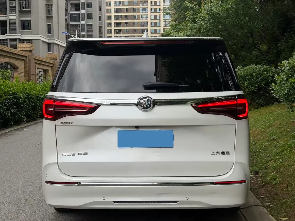 2021 Buick GL8 2.0T 237HP L4 9AT,autocango,china used car exporter,china ev exporter,chinese used car exporter,chinese used ev exporter