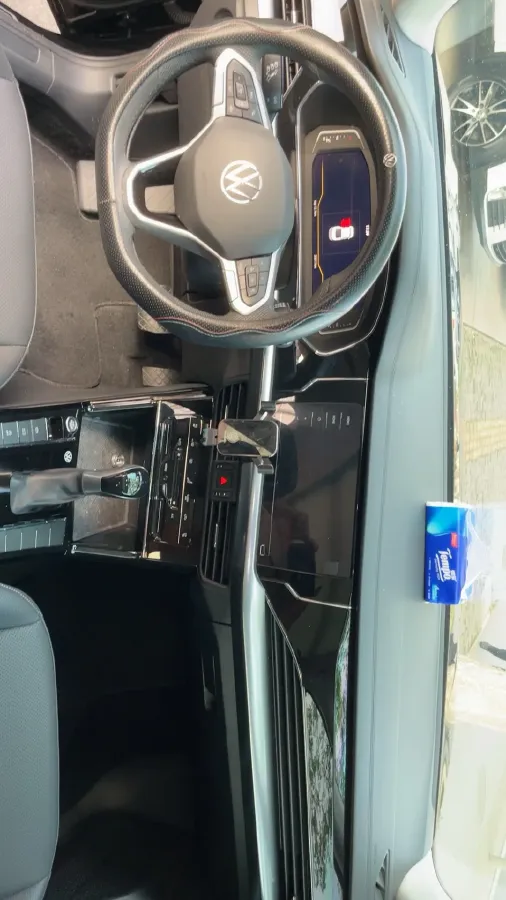 2025 Volkswagen Passat 2.0T 186HP L4 7DCT,autocango,china used car exporter,china ev exporter,chinese used car exporter,chinese used ev exporter