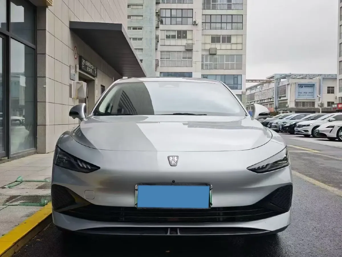 2023 Roewe D7 1.5L 112HP L4 1DHT PHEV 21.4KWH,autocango,china used car exporter,china ev exporter,chinese used car exporter,chinese used ev exporter