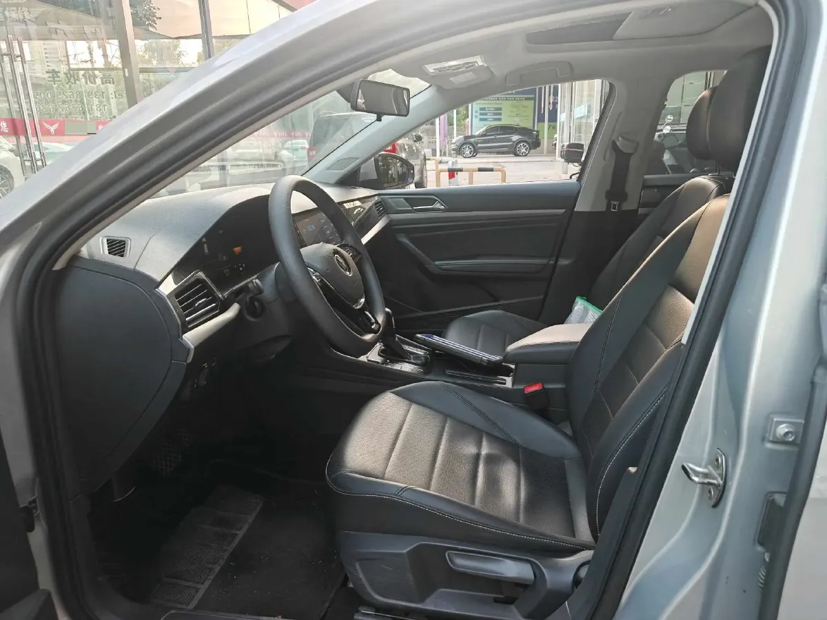 2021 Volkswagen Lavida 1.5L 113HP L4 6AT,autocango,china used car exporter,china ev exporter,chinese used car exporter,chinese used ev exporter