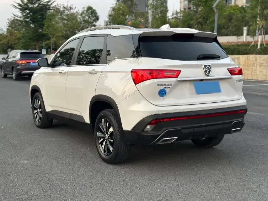 2018 BaoJun 530 1.5T 150HP L4 6DCT,autocango,china used car exporter,china ev exporter,chinese used car exporter,chinese used ev exporter