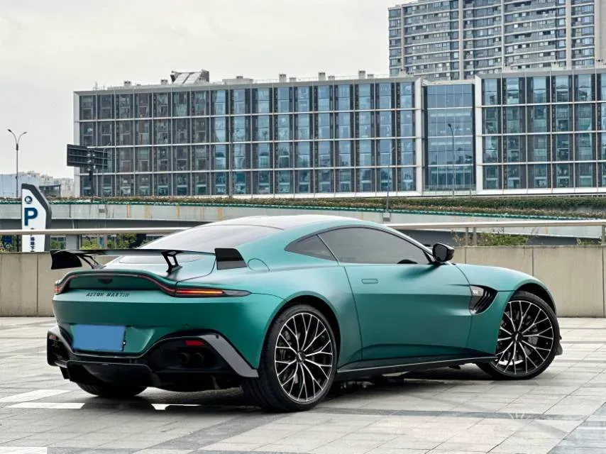 2021 Lorinser VS Series 2.0T 211HP L4 7AT,autocango,china used car exporter,china ev exporter,chinese used car exporter,chinese used ev exporter