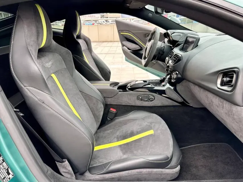 2021 Lorinser VS Series 2.0T 211HP L4 7AT,autocango,china used car exporter,china ev exporter,chinese used car exporter,chinese used ev exporter