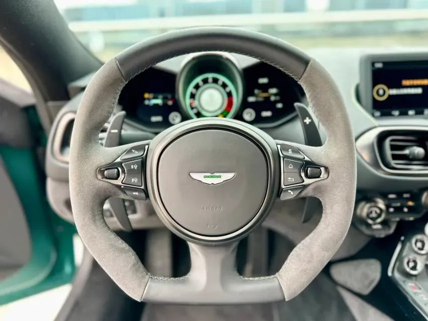2021 Lorinser VS Series 2.0T 211HP L4 7AT,autocango,china used car exporter,china ev exporter,chinese used car exporter,chinese used ev exporter