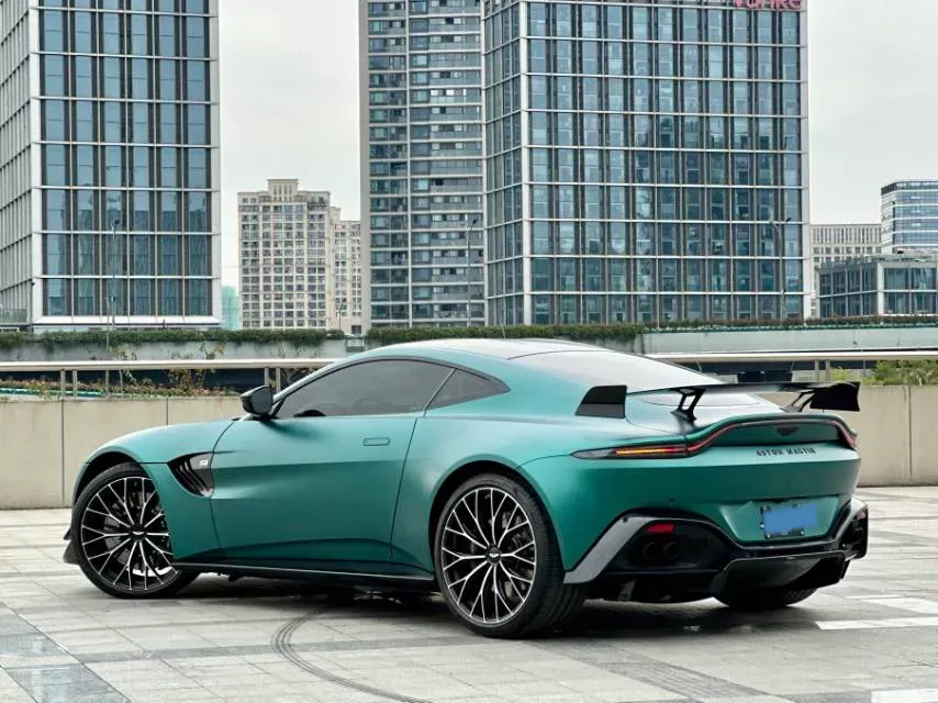 2021 Lorinser VS Series 2.0T 211HP L4 7AT,autocango,china used car exporter,china ev exporter,chinese used car exporter,chinese used ev exporter
