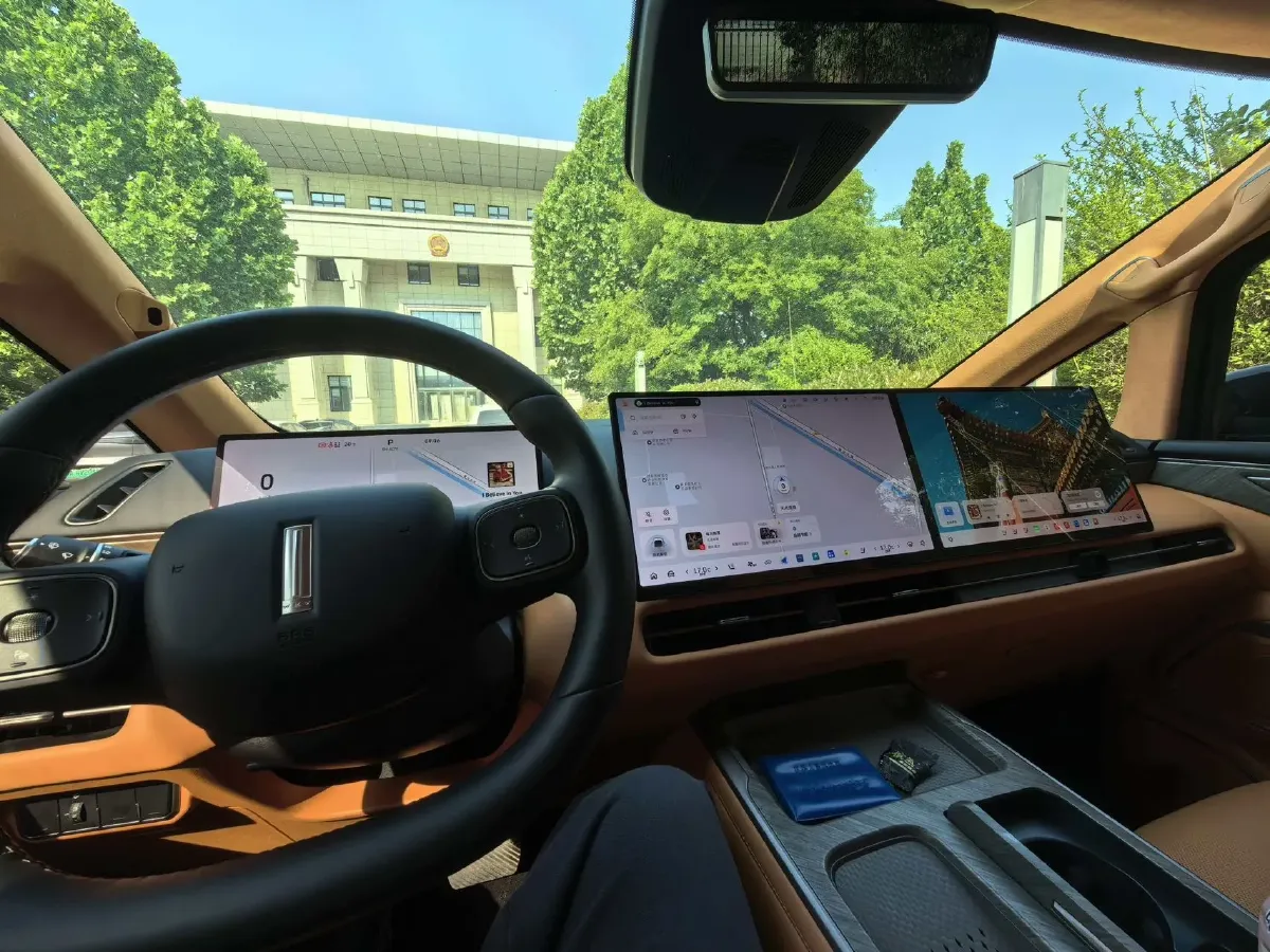 2025 WEY HighMountain 1.5T 170HP L4 4DHT PHEV,autocango,china used car exporter,china ev exporter,chinese used car exporter,chinese used ev exporter