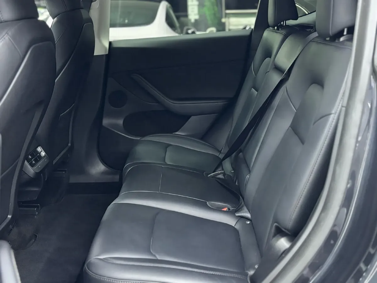 2024 Iveco OuSheng BEV 77.28KWH,autocango,china used car exporter,china ev exporter,chinese used car exporter,chinese used ev exporter