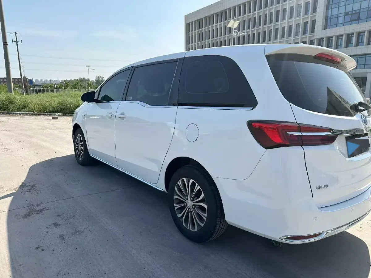 2023 Buick GL8 2.0T 237HP L4 9AT,autocango,china used car exporter,china ev exporter,chinese used car exporter,chinese used ev exporter