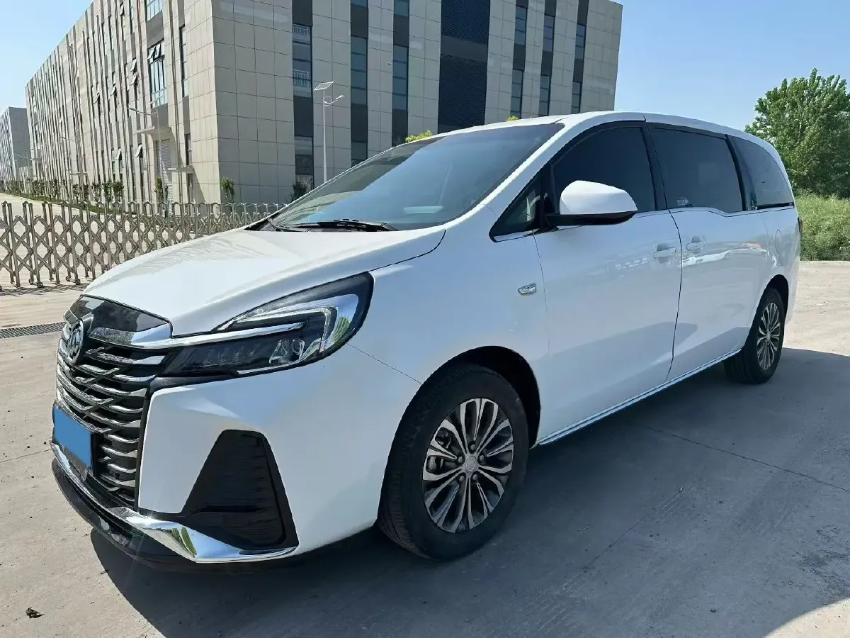 2023 Buick GL8 2.0T 237HP L4 9AT,autocango,china used car exporter,china ev exporter,chinese used car exporter,chinese used ev exporter