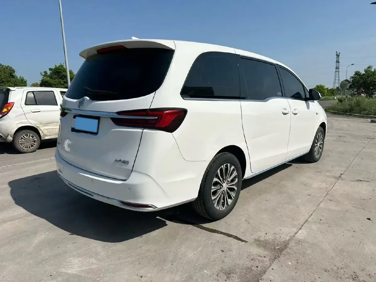 2023 Buick GL8 2.0T 237HP L4 9AT,autocango,china used car exporter,china ev exporter,chinese used car exporter,chinese used ev exporter