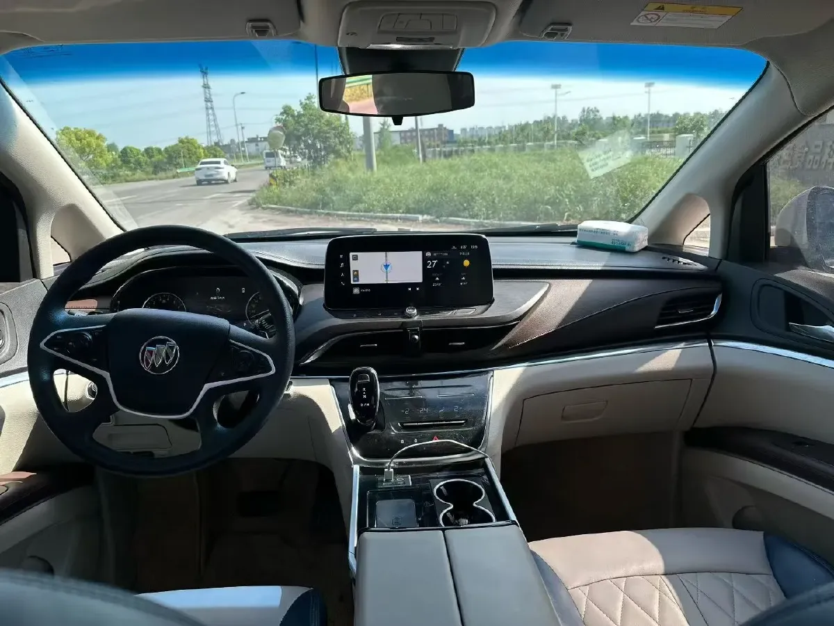 2023 Buick GL8 2.0T 237HP L4 9AT,autocango,china used car exporter,china ev exporter,chinese used car exporter,chinese used ev exporter