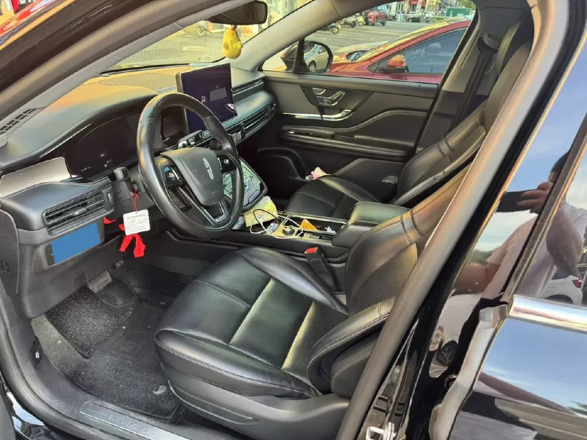 2022 Lincoln Corsair 2.0T 245HP L4 8AT,autocango,china used car exporter,china ev exporter,chinese used car exporter,chinese used ev exporter