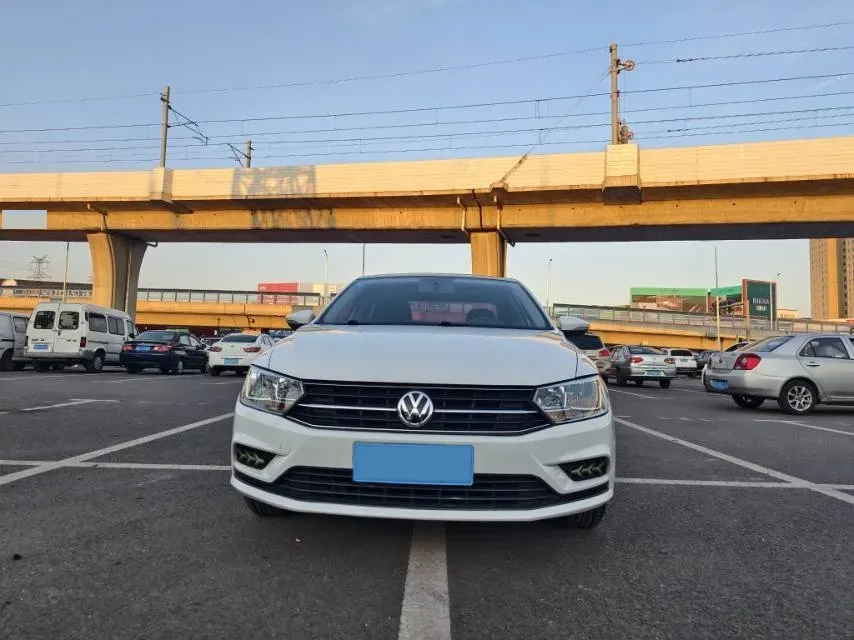 2018 Volkswagen Bora 1.5L 110HP L4 5MT,autocango,china used car exporter,china ev exporter,chinese used car exporter,chinese used ev exporter