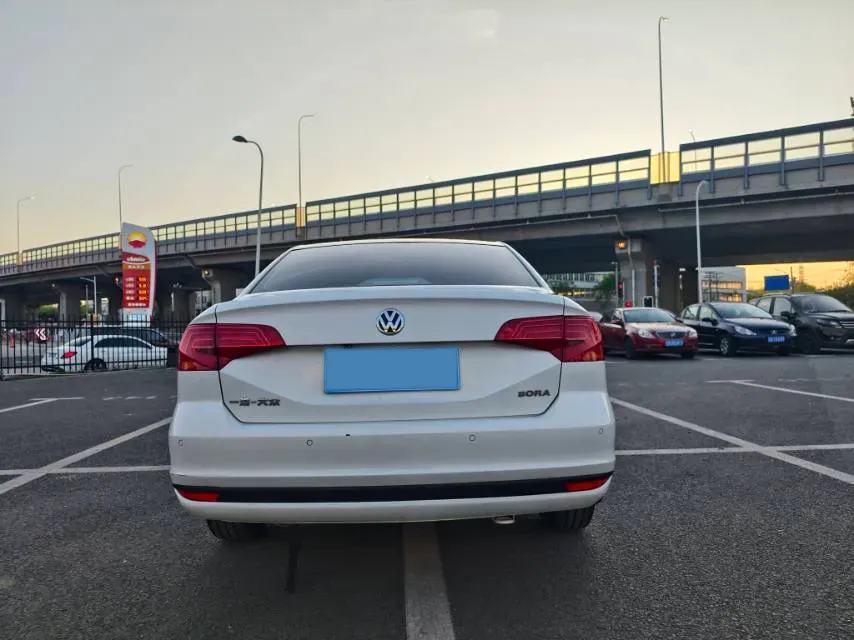 2018 Volkswagen Bora 1.5L 110HP L4 5MT,autocango,china used car exporter,china ev exporter,chinese used car exporter,chinese used ev exporter
