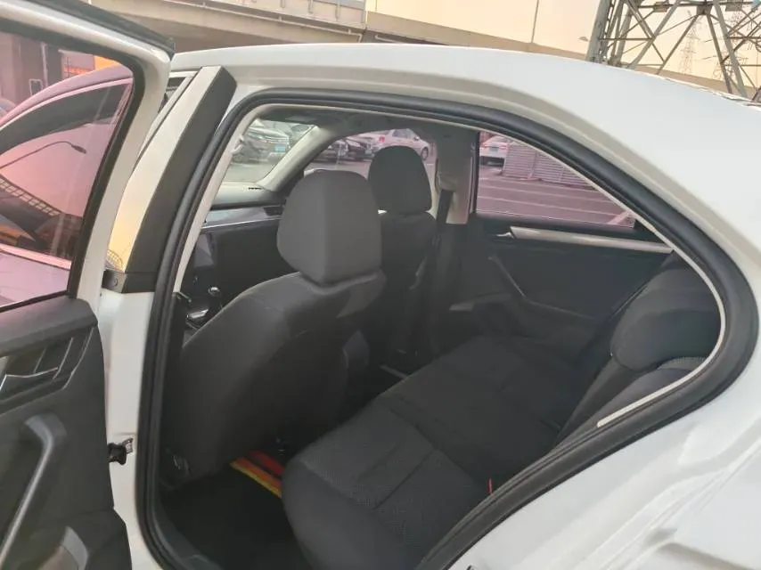 2018 Volkswagen Bora 1.5L 110HP L4 5MT,autocango,china used car exporter,china ev exporter,chinese used car exporter,chinese used ev exporter
