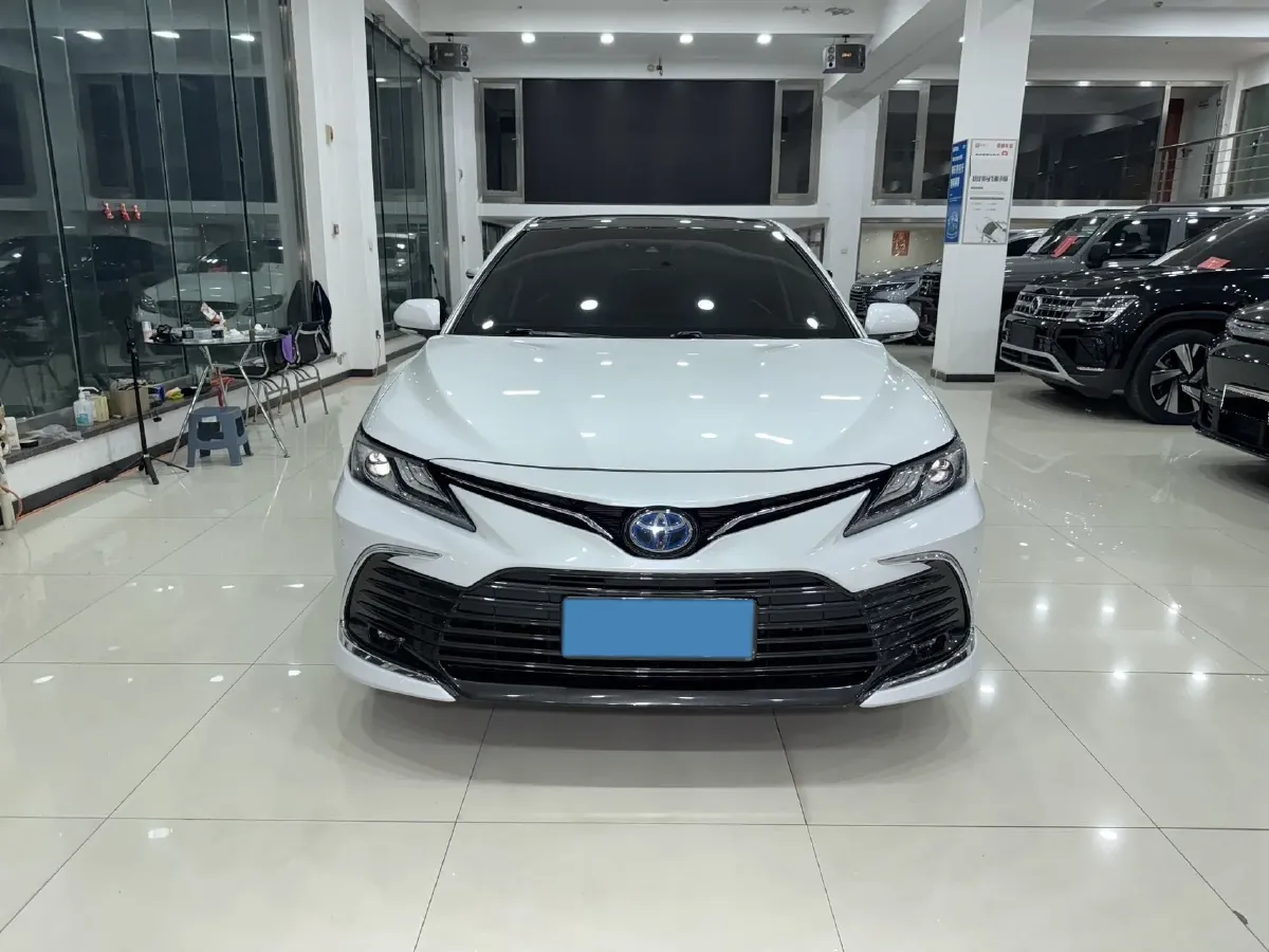 2023 Toyota Camry 2.5L 178HP L4 E-CVT Hybrid,autocango,china used car exporter,china ev exporter,chinese used car exporter,chinese used ev exporter
