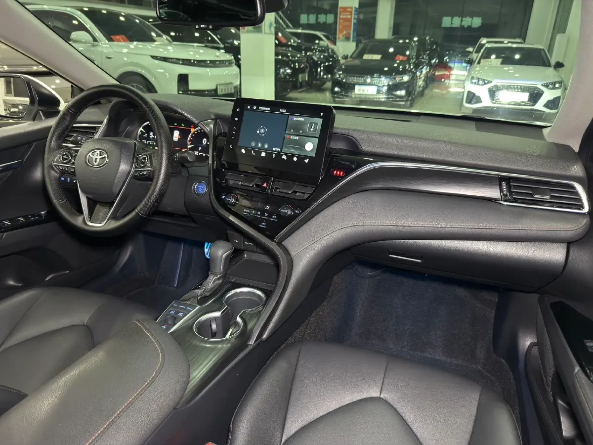 2023 Toyota Camry 2.5L 178HP L4 E-CVT Hybrid,autocango,china used car exporter,china ev exporter,chinese used car exporter,chinese used ev exporter