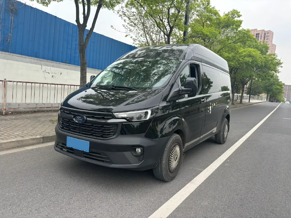 2023 Ford Equator 2.0T 224HP L4 6DCT,autocango,china used car exporter,china ev exporter,chinese used car exporter,chinese used ev exporter