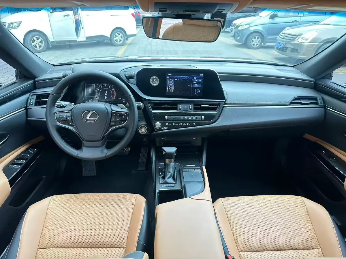 2021 Lexus ES 2.0L 173HP L4 CVT,autocango,china used car exporter,china ev exporter,chinese used car exporter,chinese used ev exporter