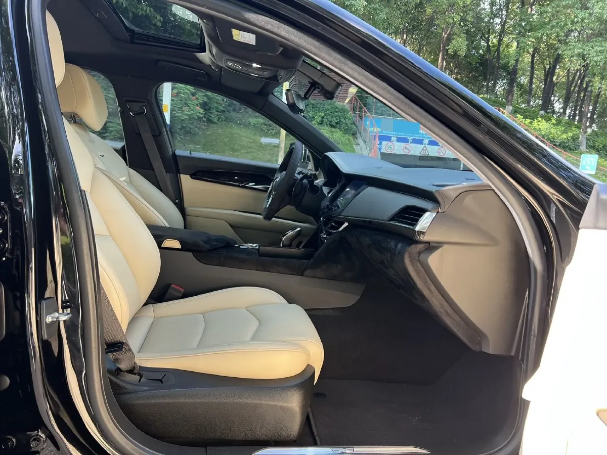 2020 Cadillac CT6 2.0T 241HP L4 10AT,autocango,china used car exporter,china ev exporter,chinese used car exporter,chinese used ev exporter