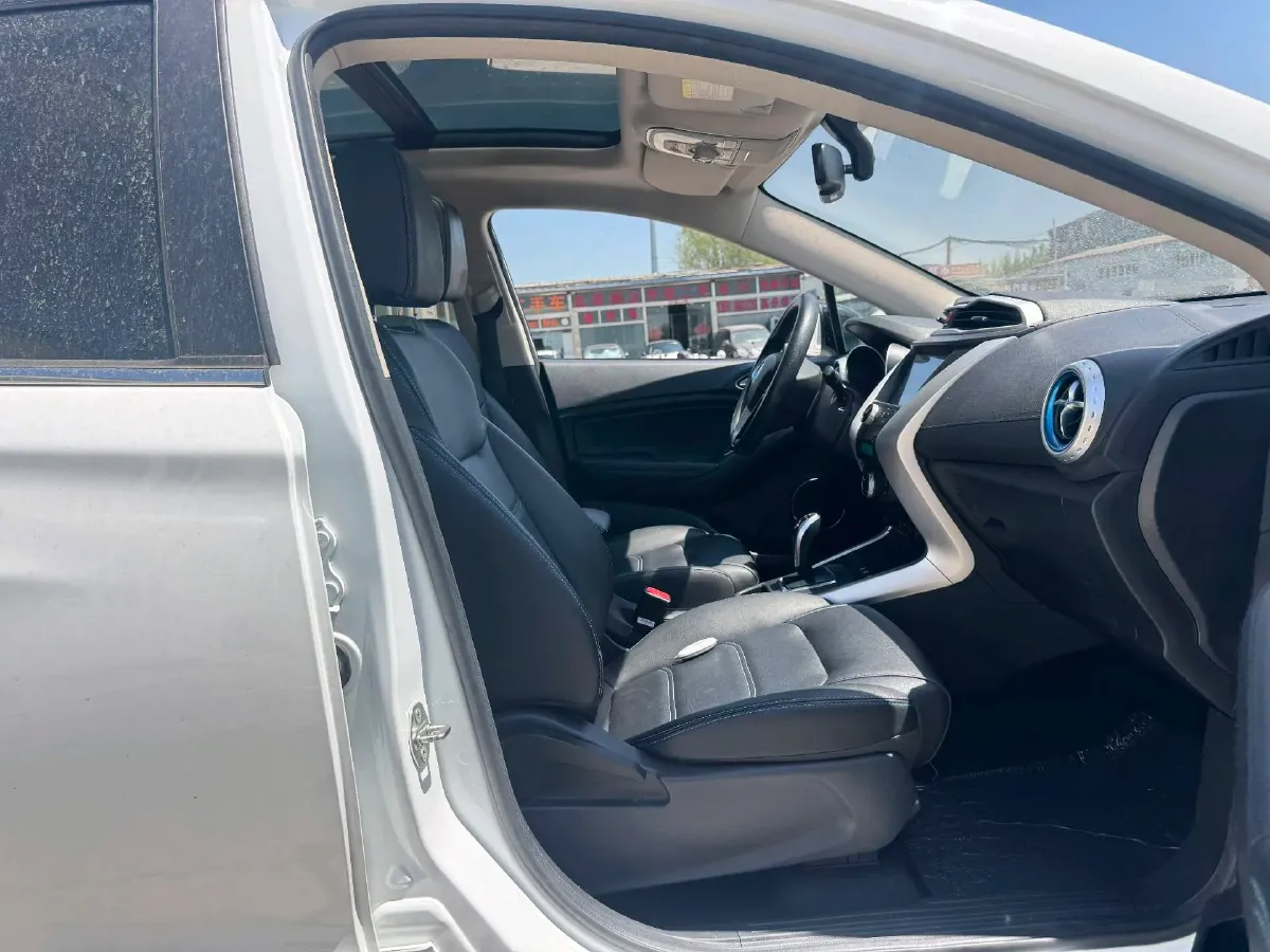 2018 BYD Yuan BEV 42KWH,autocango,china used car exporter,china ev exporter,chinese used car exporter,chinese used ev exporter