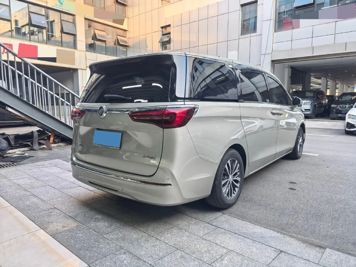 2022 Buick GL8 2.0T 237HP L4 9AT,autocango,china used car exporter,china ev exporter,chinese used car exporter,chinese used ev exporter
