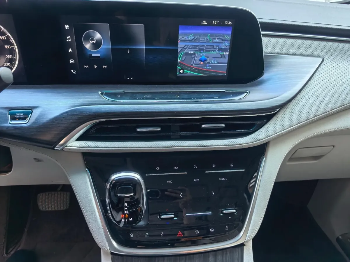 2022 Buick GL8 2.0T 237HP L4 9AT,autocango,china used car exporter,china ev exporter,chinese used car exporter,chinese used ev exporter