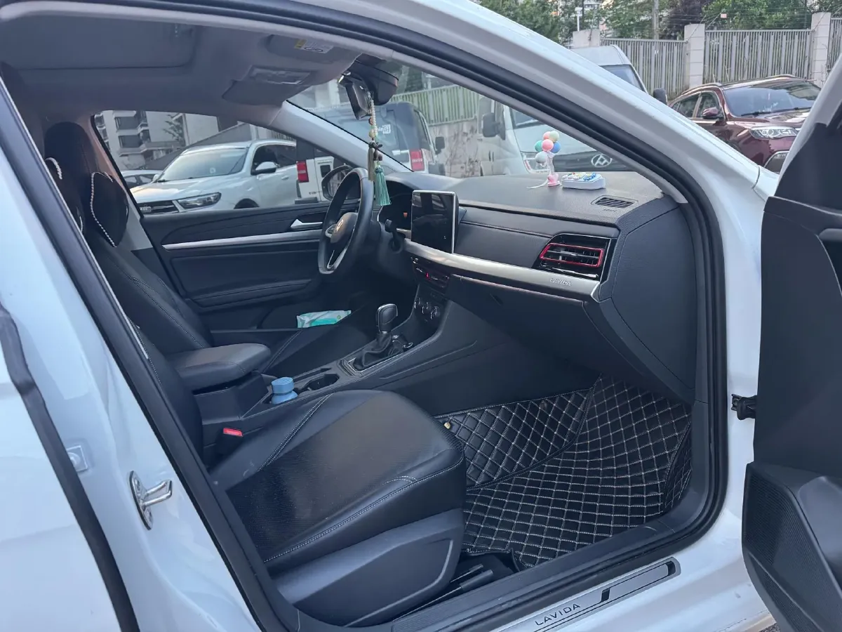 2023 Volkswagen Lavida 1.4T 150HP L4 7DCT,autocango,china used car exporter,china ev exporter,chinese used car exporter,chinese used ev exporter