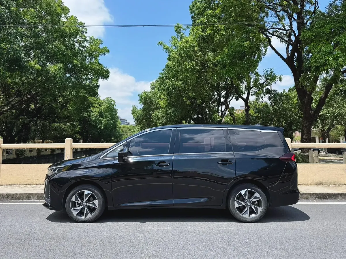 2021 GAC Trumpchi M6 1.5T 169HP L4 7DCT,autocango,china used car exporter,china ev exporter,chinese used car exporter,chinese used ev exporter