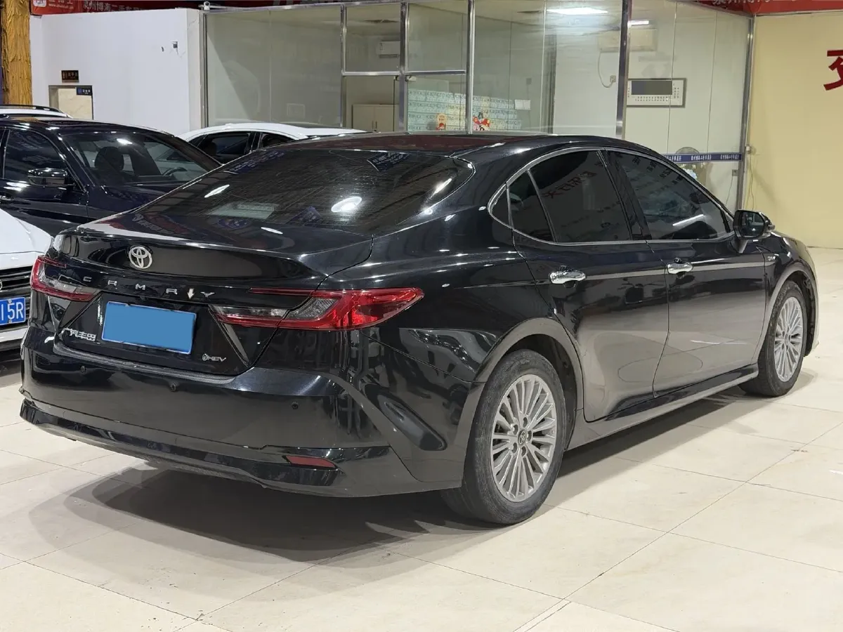 2024 Toyota Camry 2.0L 152HP L4 E-CVT Hybrid,autocango,china used car exporter,china ev exporter,chinese used car exporter,chinese used ev exporter
