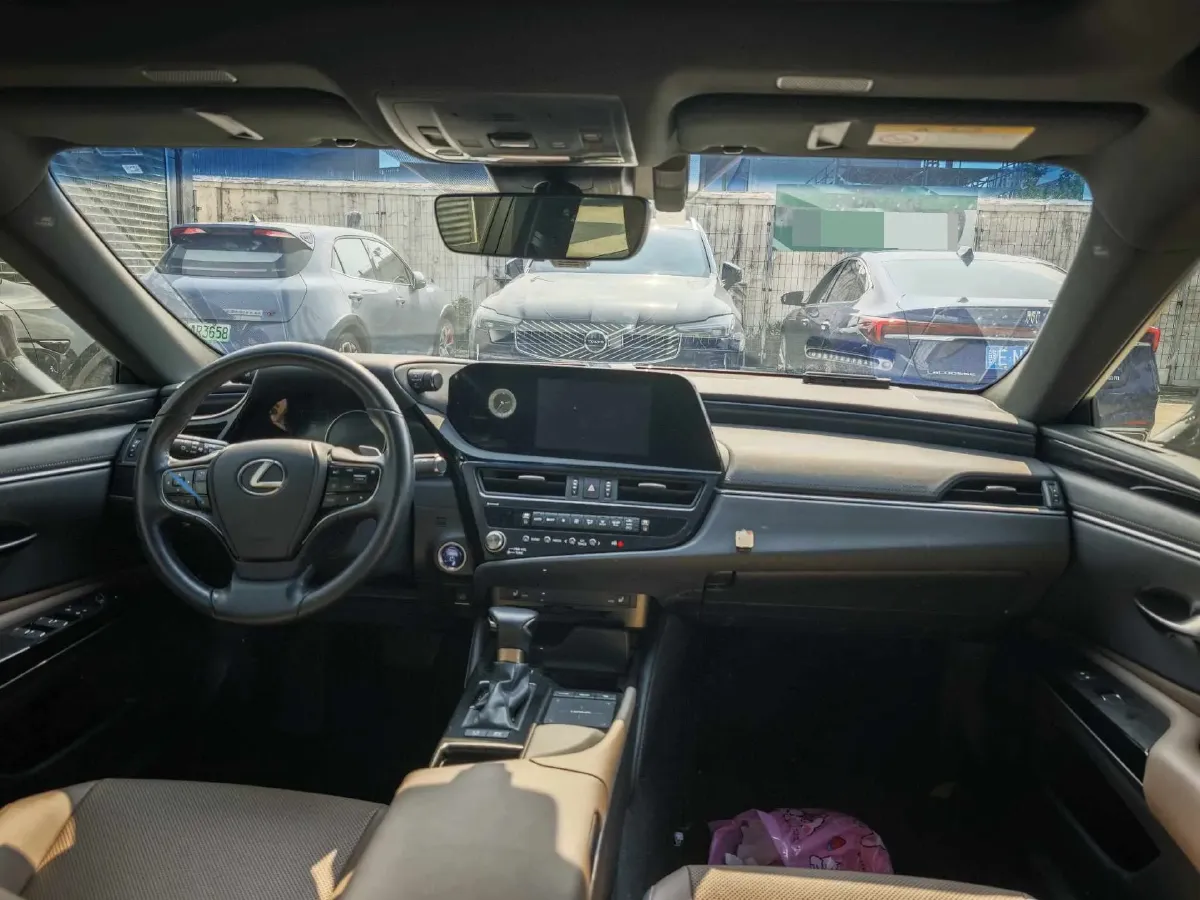 2021 Lexus ES 2.5L 178HP L4 E-CVT Hybrid,autocango,china used car exporter,china ev exporter,chinese used car exporter,chinese used ev exporter