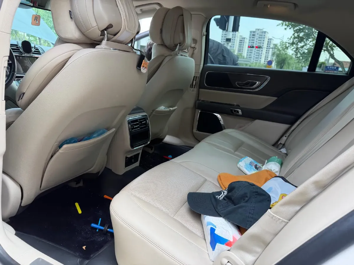 2019 Lincoln Continental 2.0T 261HP L4 6AT,autocango,china used car exporter,china ev exporter,chinese used car exporter,chinese used ev exporter