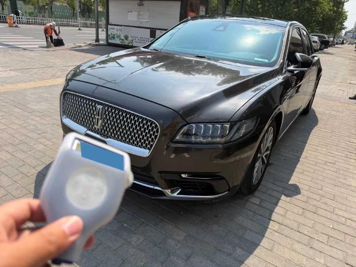 2019 Lincoln Continental 2.0T 261HP L4 6AT,autocango,china used car exporter,china ev exporter,chinese used car exporter,chinese used ev exporter