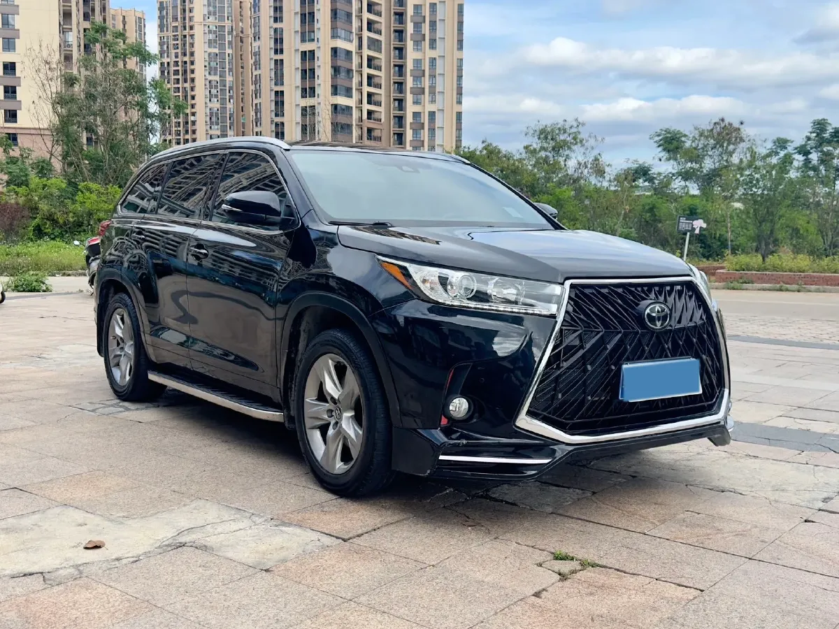 2019 Lincoln MKC 2.0T 203HP L4 6AT,autocango,china used car exporter,china ev exporter,chinese used car exporter,chinese used ev exporter