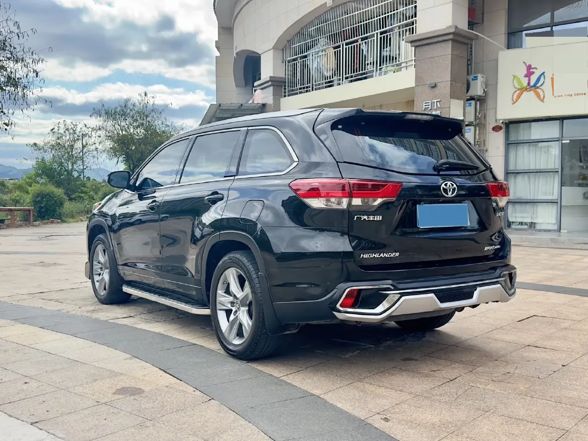 2019 Lincoln MKC 2.0T 203HP L4 6AT,autocango,china used car exporter,china ev exporter,chinese used car exporter,chinese used ev exporter