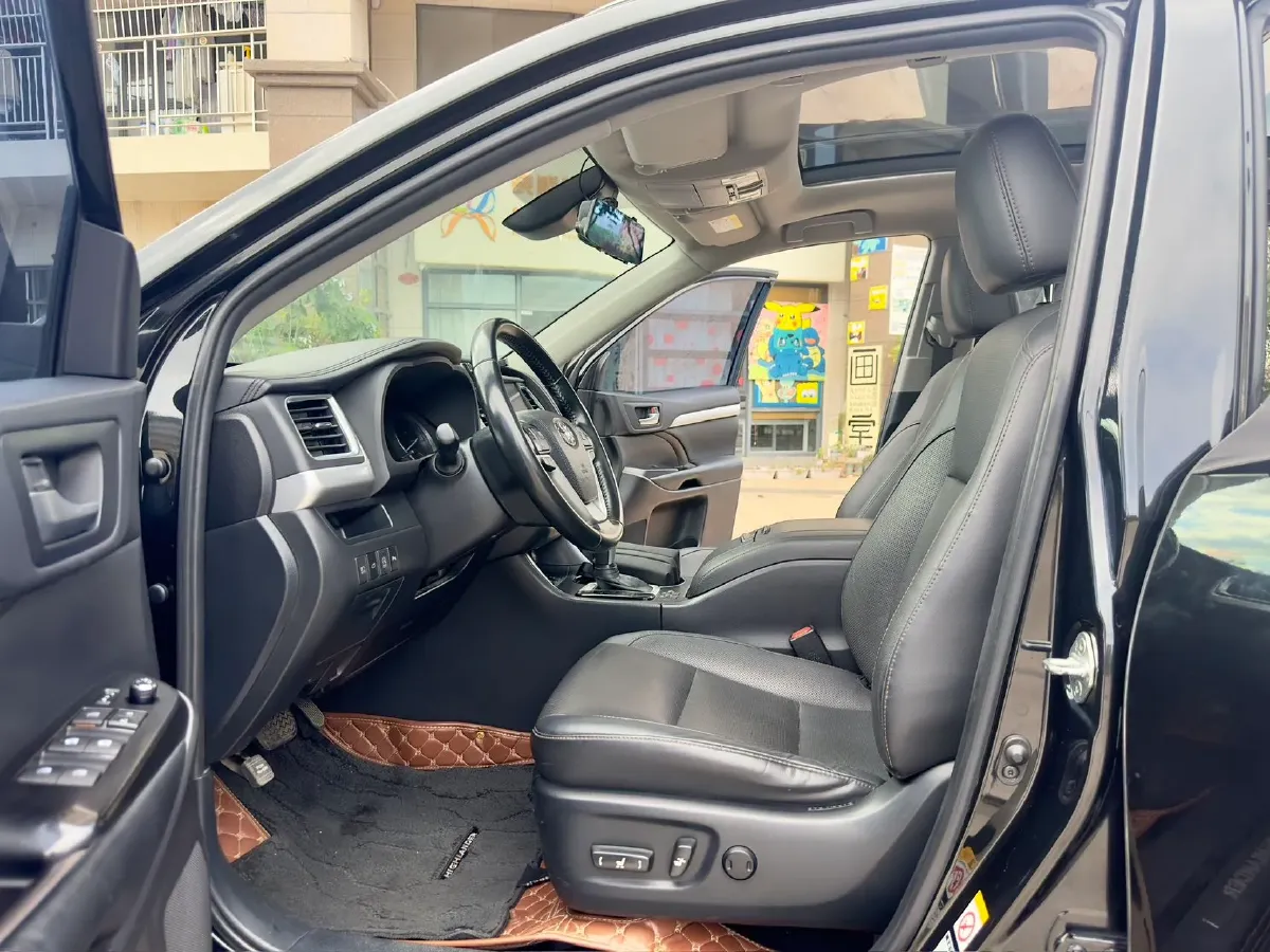 2019 Lincoln MKC 2.0T 203HP L4 6AT,autocango,china used car exporter,china ev exporter,chinese used car exporter,chinese used ev exporter