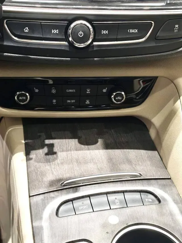 2021 Buick Regal 1.5T 169HP L4 9AT,autocango,china used car exporter,china ev exporter,chinese used car exporter,chinese used ev exporter