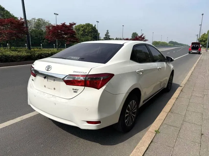 2017 Toyota Corolla 1.2T 116HP L4 6MT,autocango,china used car exporter,china ev exporter,chinese used car exporter,chinese used ev exporter