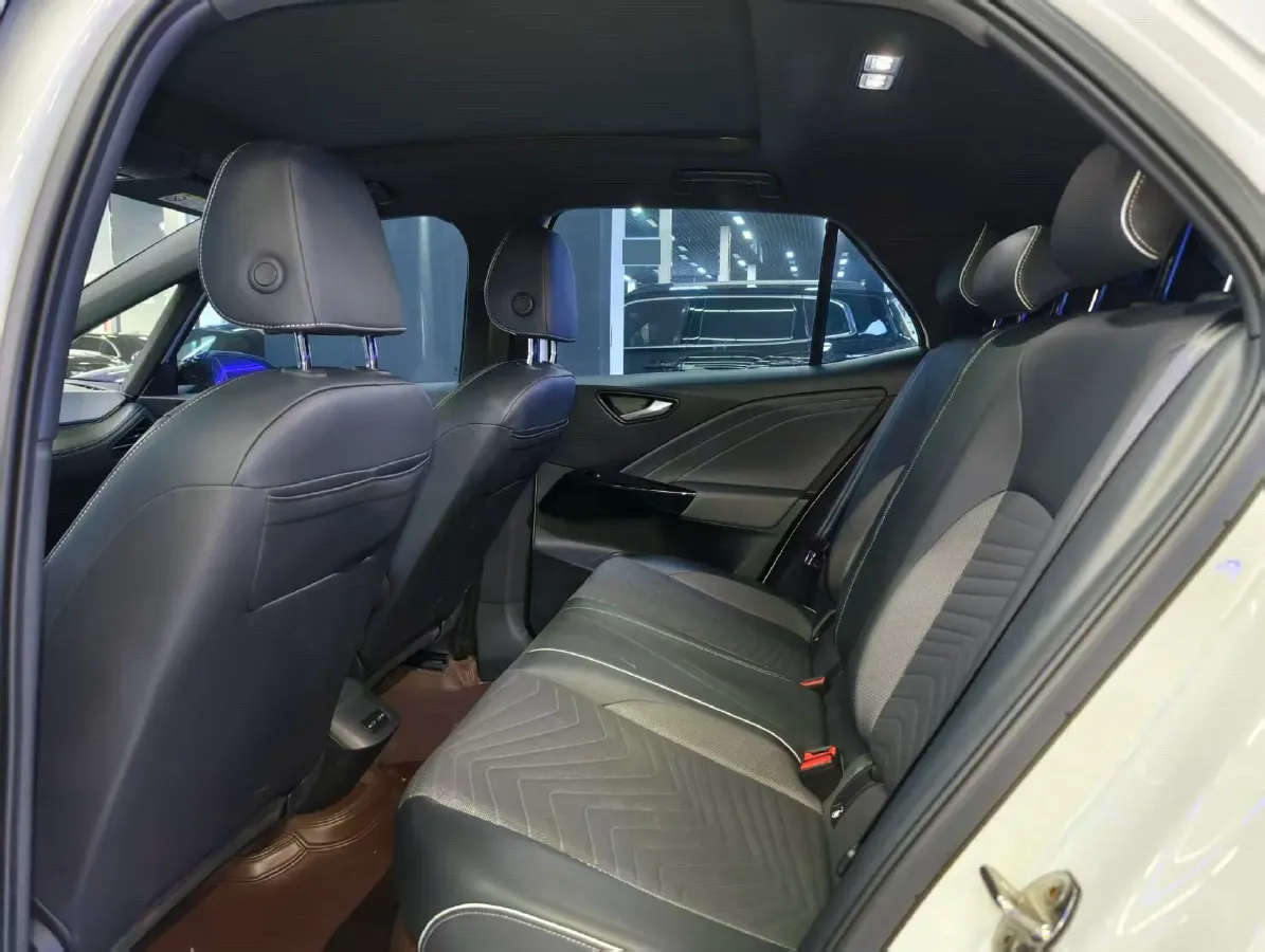 2024 Volkswagen ID.3 BEV 52.8KWH,autocango,china used car exporter,china ev exporter,chinese used car exporter,chinese used ev exporter