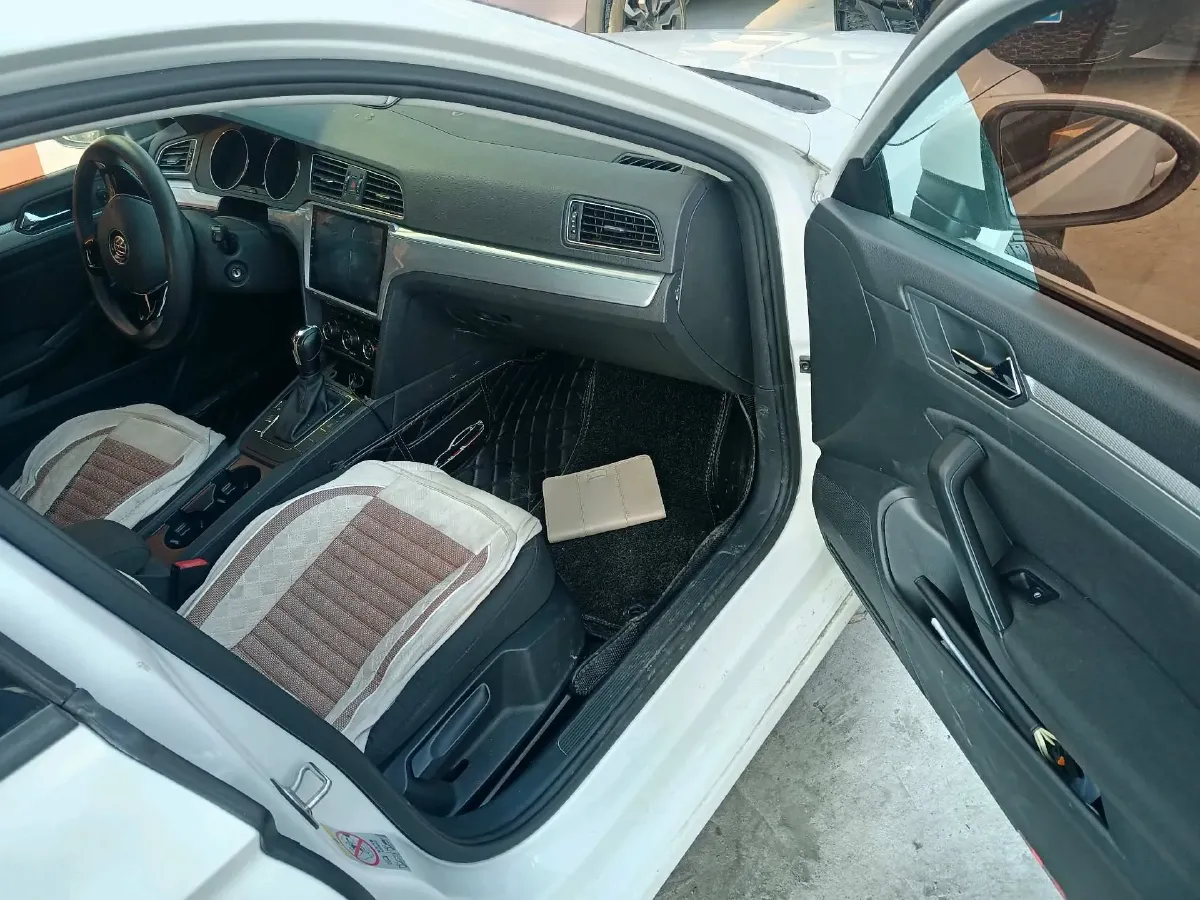 2018 Volkswagen Lamando 1.4T 131HP L4 7DCT,autocango,china used car exporter,china ev exporter,chinese used car exporter,chinese used ev exporter